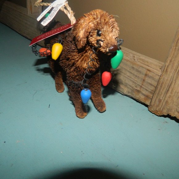 Pottery Barn Dog Chocolate Lab Bristle Bottle Brush Christmas Lights Ornament - Picture 2 of 4